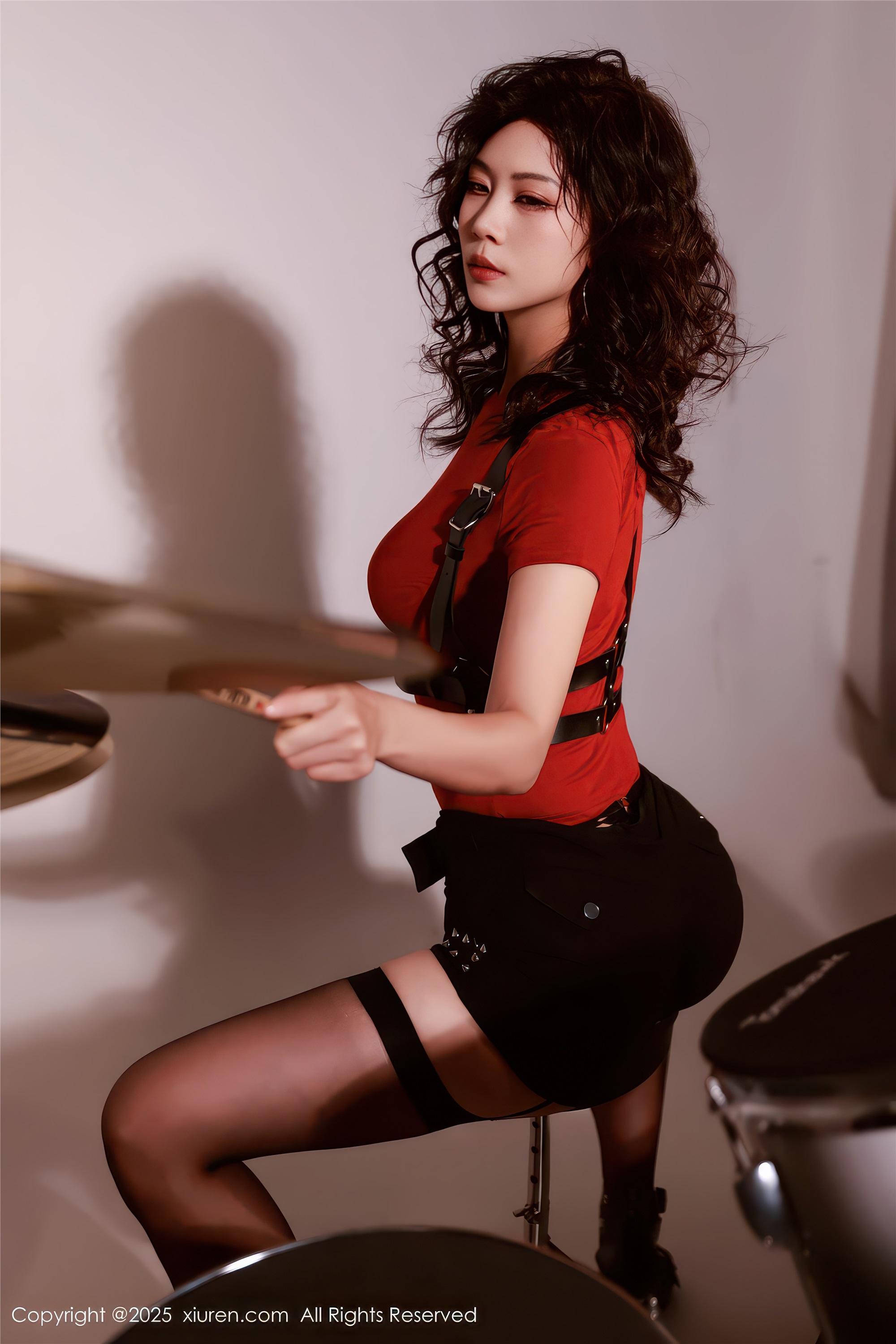 Xiuren秀人网 2025.12.04 NO.11066 玫瑰我爱你